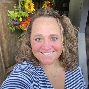 Meet your Posher, Tina